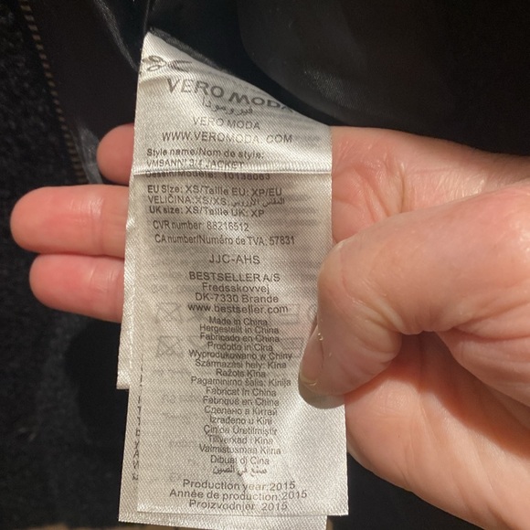 Vero Moda size XS jacket. - Picture 8 of 11